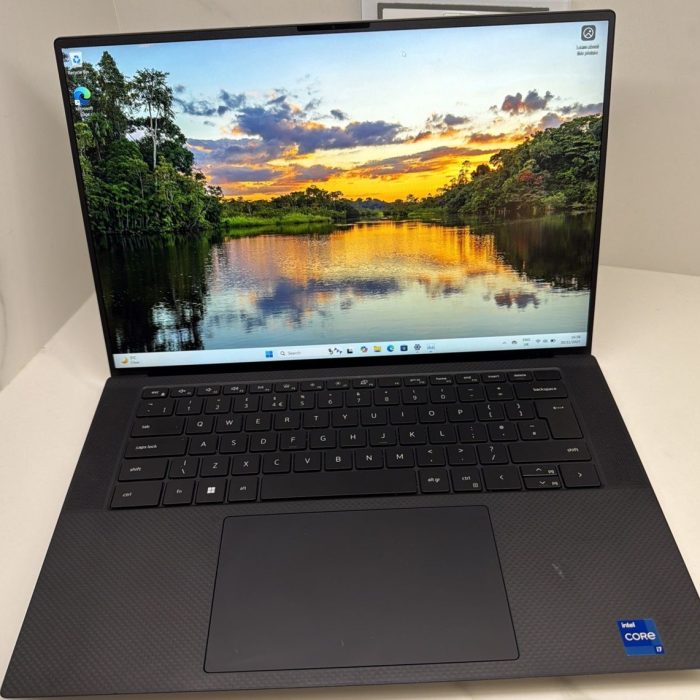 Dell XPS 15 - Titanium Gray (Standard Edition)